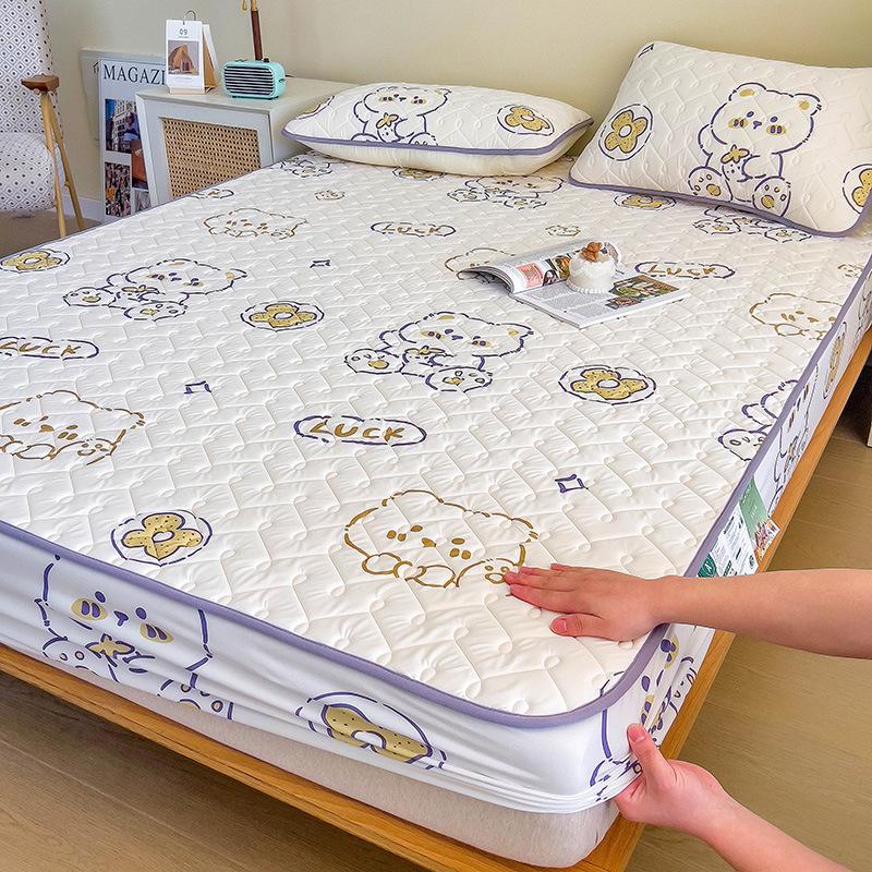 Латексный спальный коврик для матери и ребенка, трехсекционное покрывало с крутым латексным матрасом с шелковой подкладкой, защитный чехол 90*200cm
Латексный спальный коврик для матери и ребенка, трехсекционное покрывало с крутым латексным матрасом с шелковой подкладкой, защитный чехол 90*200cm