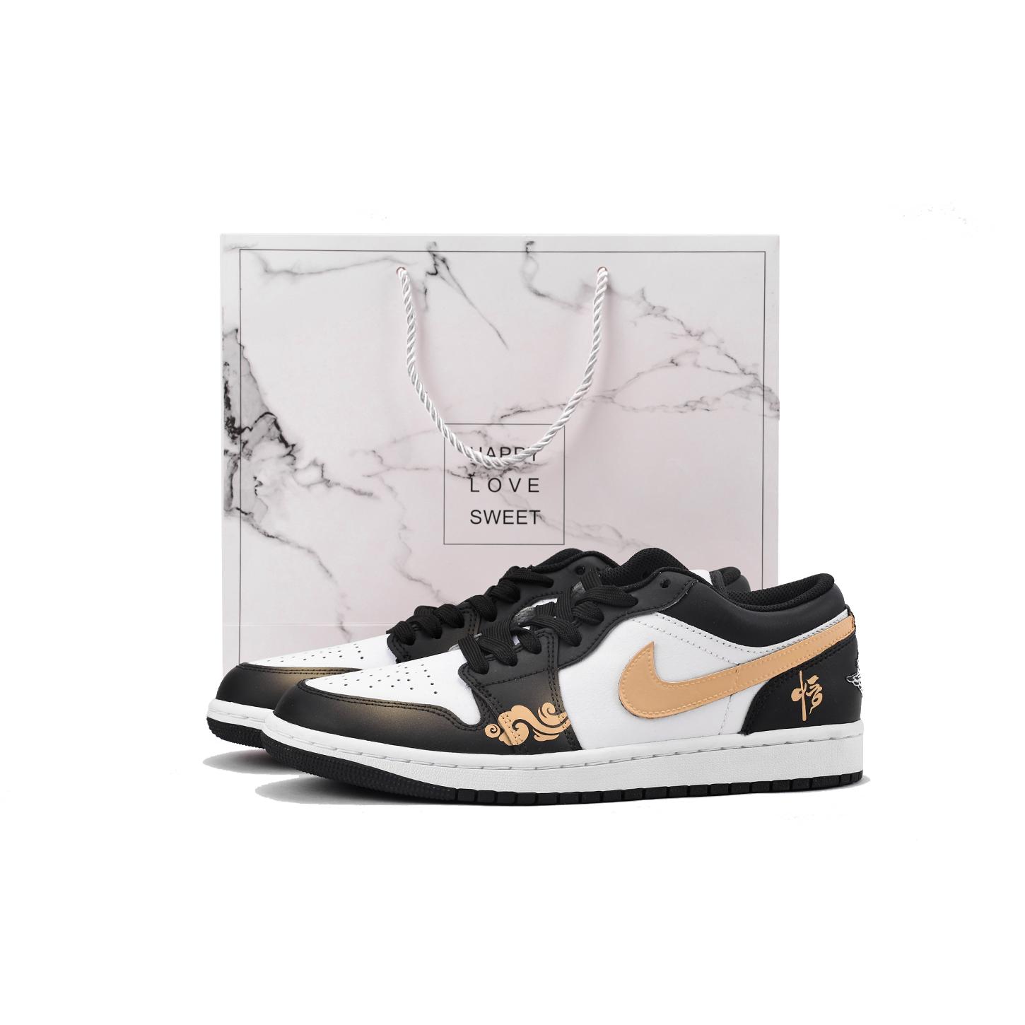 Jordan Air Jordan 1 Slip Resistant Coverage Balance Impact Resistant Low top Vintage Basketball Shoes Men s Black Gold 553558-132(Team59-SBOX) 42.5
Jordan Air Jordan 1 Slip Resistant Coverage Balance Impact Resistant Low top Vintage Basketball Shoes Men s Black Gold 553558-132(Team59-SBOX) 42.5