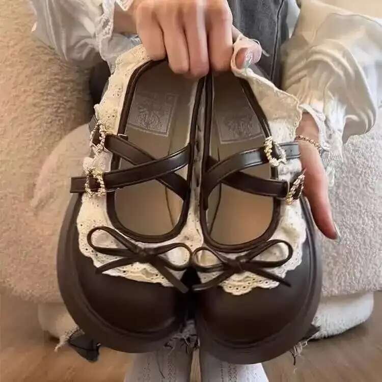 Women Lolita Shoes Girls Mary Jane Shoes with Bow Knot Lace Trim PU Leather Round Toe Mid Heel Korean Style Thick Sole Shoes 34EU/CN35 коричневый
Women Lolita Shoes Girls Mary Jane Shoes with Bow Knot Lace Trim PU Leather Round Toe Mid Heel Korean Style Thick Sole Shoes 34EU/CN35 коричневый
