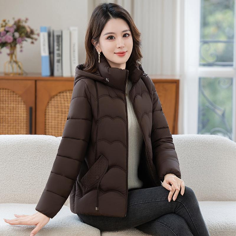 Бабушкина зимняя куртка с хлопковой подкладкой, куртка с хлопковой подкладкой для пожилой женщины, новая короткая куртка для матери 60 лет, жены, пожилого мужчины 5XL
Бабушкина зимняя куртка с хлопковой подкладкой, куртка с хлопковой подкладкой для пожилой женщины, новая короткая куртка для матери 60 лет, жены, пожилого мужчины 5XL