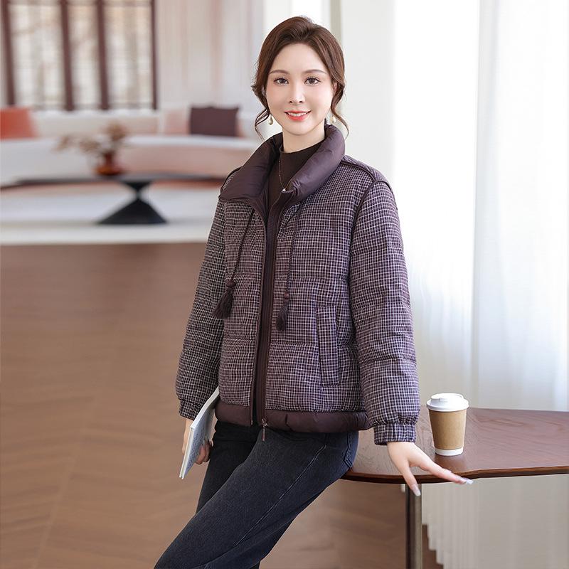 Women s Plaid Hooded Down Jacket - Warm Casual Coat for Middle-Aged & Elderly Women L (45-60 kg)
Women s Plaid Hooded Down Jacket - Warm Casual Coat for Middle-Aged & Elderly Women L (45-60 kg)