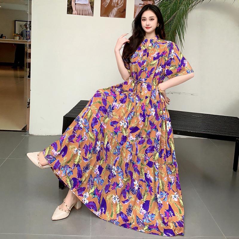 Elegant Bohemian Floral Long Dress with Elastic Waist for Summer, Beach, Maternity, and Plus Sizes One Size (fits up to 170 lbs)
Elegant Bohemian Floral Long Dress with Elastic Waist for Summer, Beach, Maternity, and Plus Sizes One Size (fits up to 170 lbs)