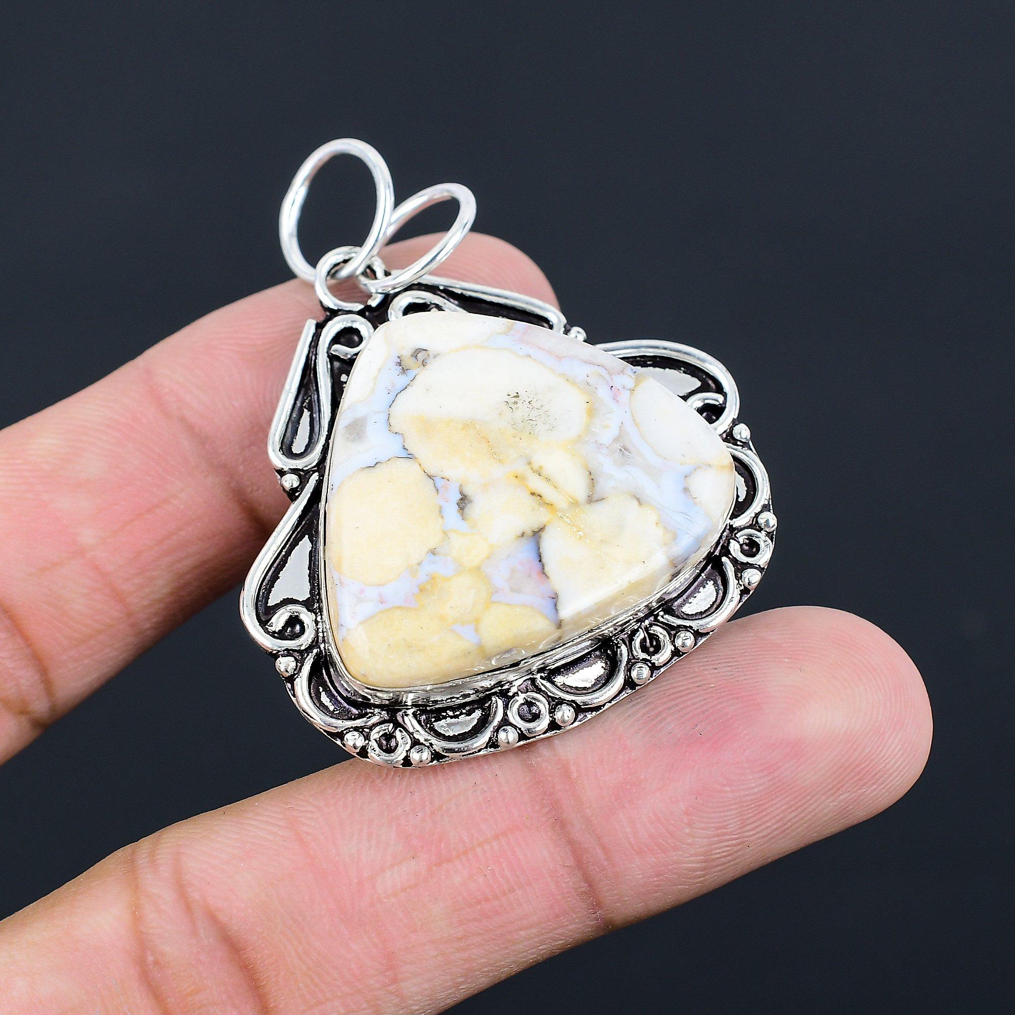 Daughters Day Deal Sterling Silver Trillion Cobra Jasper Gemstone Bezel Pendant
Daughters Day Deal Sterling Silver Trillion Cobra Jasper Gemstone Bezel Pendant