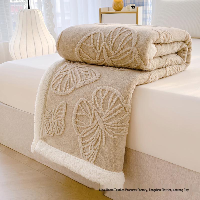 Double-Layer Velvet Floral Jacquard Multifunctional Blanket with Lambswool 70x100 cm
Double-Layer Velvet Floral Jacquard Multifunctional Blanket with Lambswool 70x100 cm