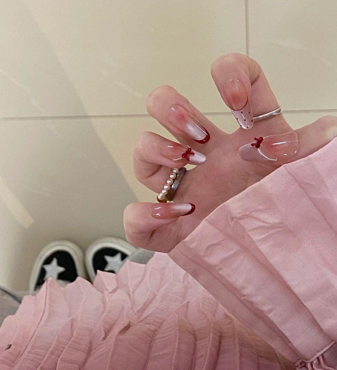 New domestic hot-selling nail pads, high-end sweet and cool babes, cat s eye bow, steel ball wearing nail pads 10 pieces m
New domestic hot-selling nail pads, high-end sweet and cool babes, cat s eye bow, steel ball wearing nail pads 10 pieces m
