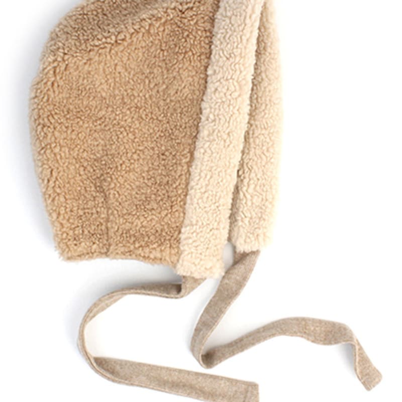 Universal chemistry Fur Beige Bonnet Hat FREE
Universal chemistry Fur Beige Bonnet Hat FREE