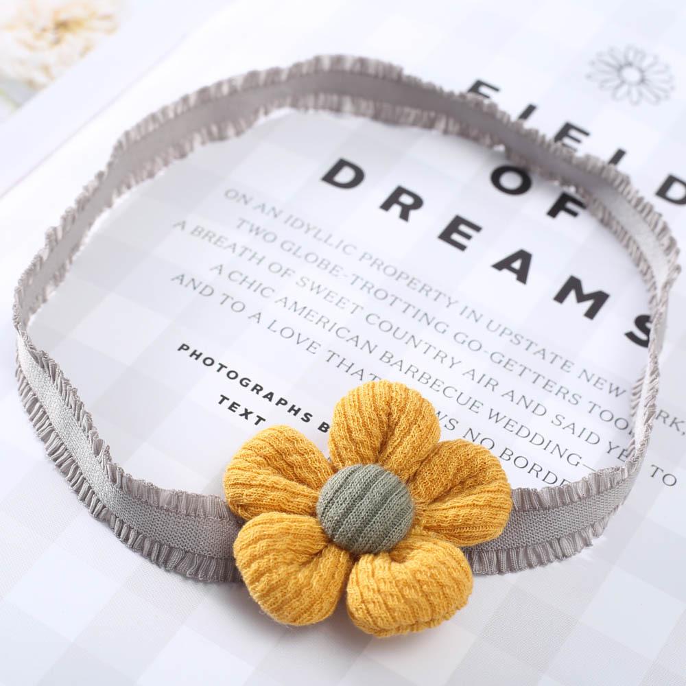 Handmade Floral Baby Headband - Korean Style Princess Hair Accessory for Baby Girls Milestones.
Handmade Floral Baby Headband - Korean Style Princess Hair Accessory for Baby Girls Milestones.