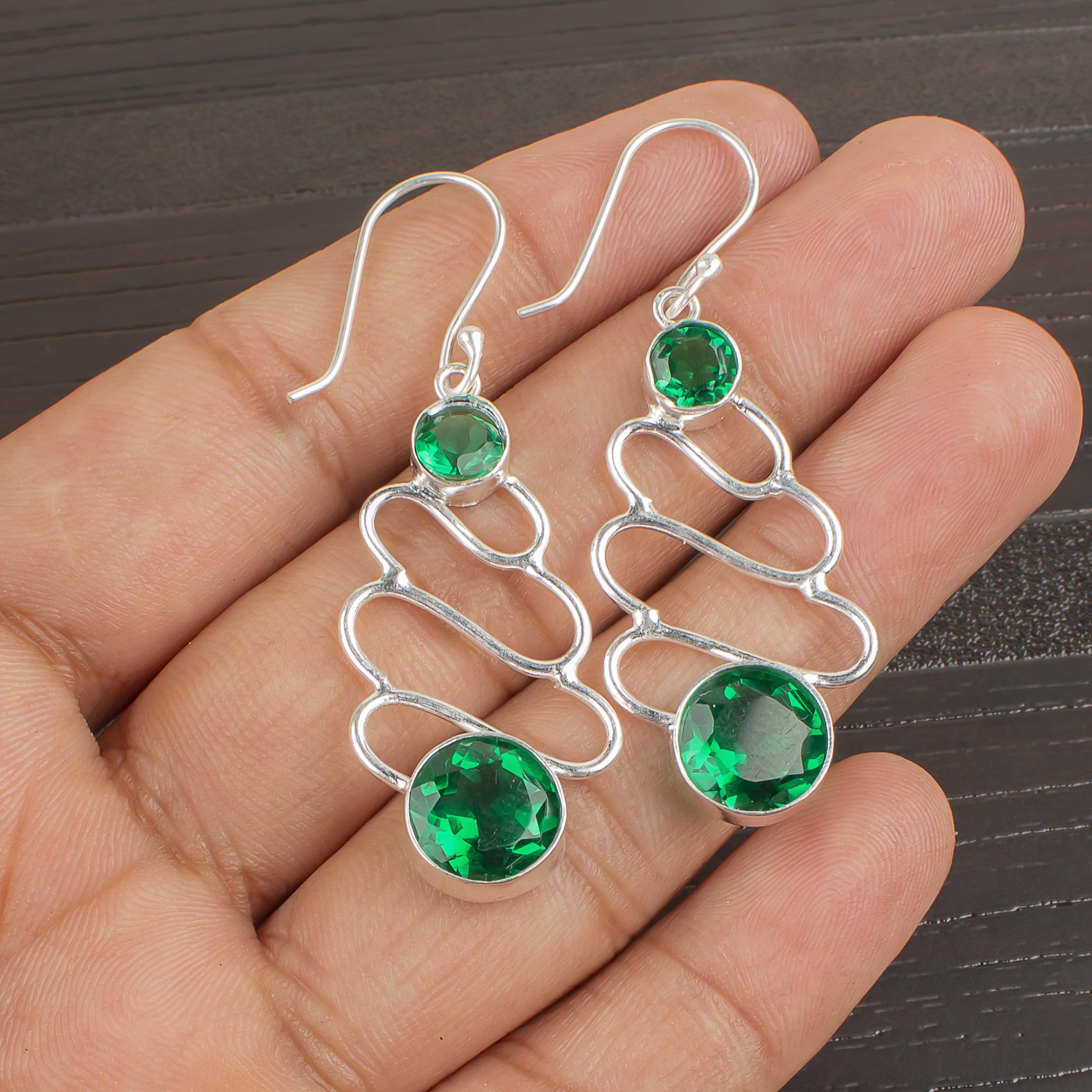 Green Emerald Gemstone, 925 Sterling Silver Earrings, Handmade Boho Silver Earrings For Engagement Gift 2.13 Inches зелений
Green Emerald Gemstone, 925 Sterling Silver Earrings, Handmade Boho Silver Earrings For Engagement Gift 2.13 Inches зелений