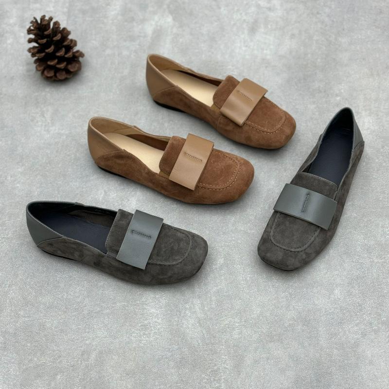 Single-shoe Spring and Autumn Matte Women s Shoes Flat Genuine Leather Loafers and Bean Shoes 40 сірий колір
Single-shoe Spring and Autumn Matte Women s Shoes Flat Genuine Leather Loafers and Bean Shoes 40 сірий колір