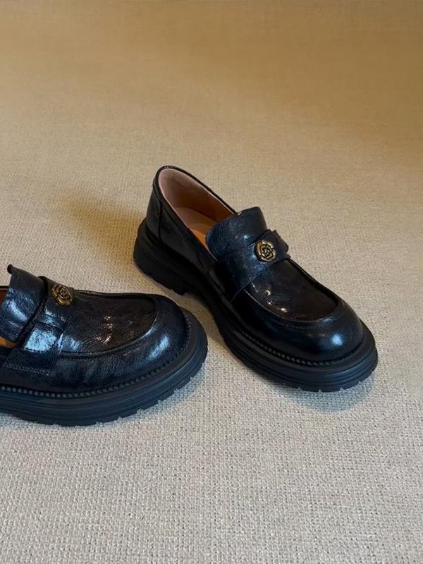 Sheepskin version~ genuine leather platform British style retro one-pedal loafers women s camellia black small leather shoes single shoes 35
Sheepskin version~ genuine leather platform British style retro one-pedal loafers women s camellia black small leather shoes single shoes 35