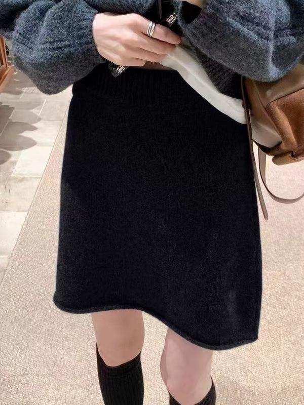 Winter 2025 Gray Wool Knitted Hip-Hugging Skirt for Women - Short, Base Layer Design One Size чорний
Winter 2025 Gray Wool Knitted Hip-Hugging Skirt for Women - Short, Base Layer Design One Size чорний