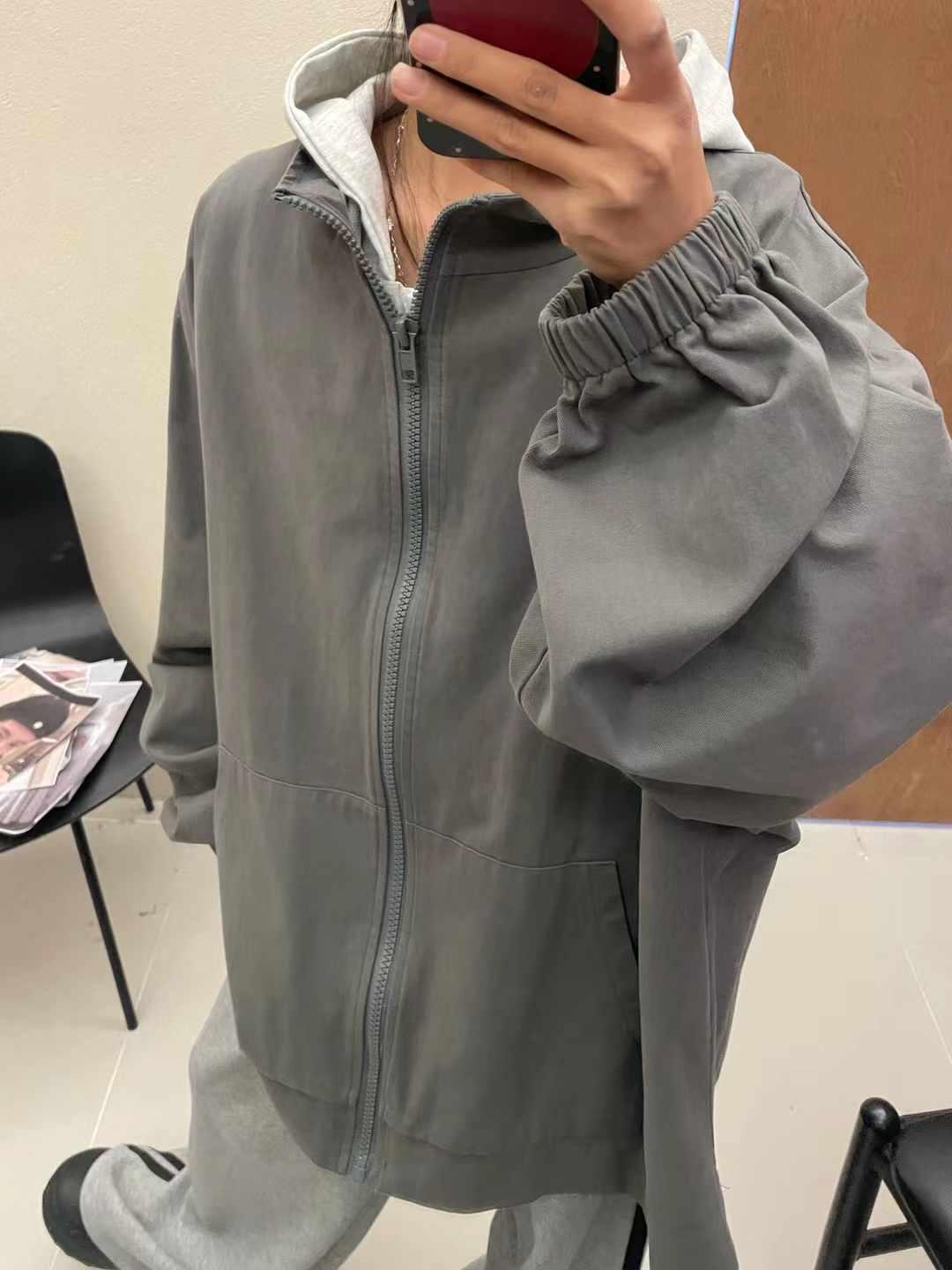 Женская куртка из стираного хлопка свободного кроя большого размера в корейском стиле, воротник-стойка, повседневная весенняя мода One Size серый
Женская куртка из стираного хлопка свободного кроя большого размера в корейском стиле, воротник-стойка, повседневная весенняя мода One Size серый