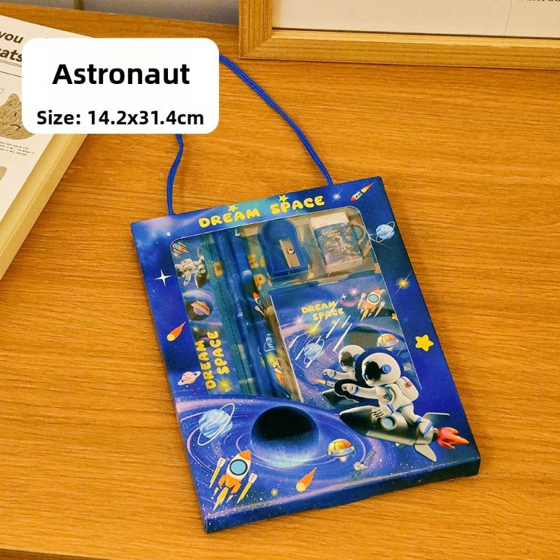 Подарочный набор детских канцелярских принадлежностей, Коробка-сюрприз с канцелярскими принадлежностями для учеников начальной школы, Сезон возвращения в школу в детском саду Pilot
Подарочный набор детских канцелярских принадлежностей, Коробка-сюрприз с канцелярскими принадлежностями для учеников начальной школы, Сезон возвращения в школу в детском саду Pilot