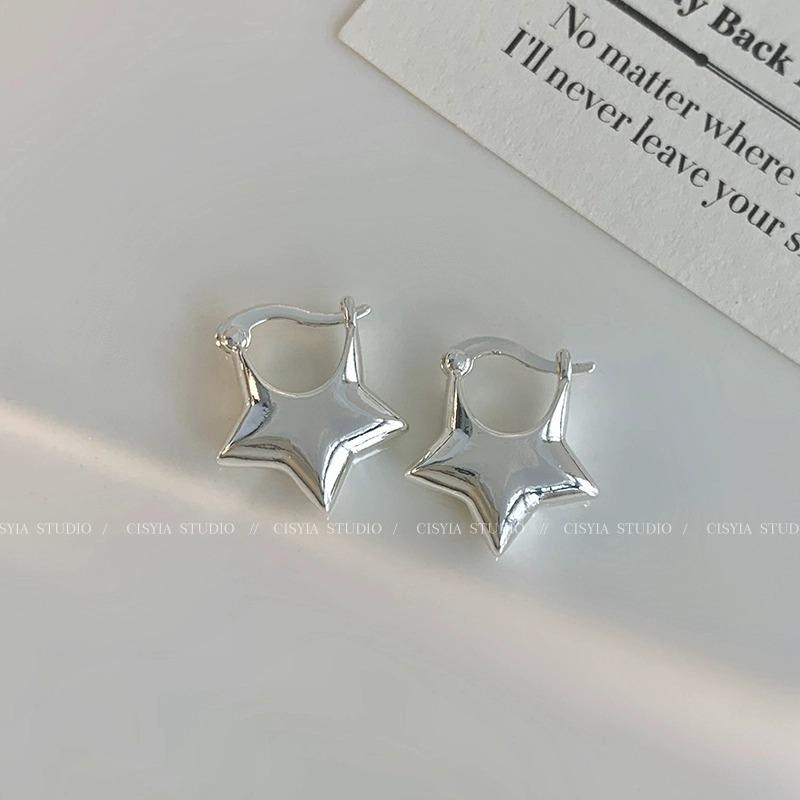 Earrings Women s Simple Niche Design Earrings Pentagram Premium Earrings Unique Small Ear Buckles Earrings
Earrings Women s Simple Niche Design Earrings Pentagram Premium Earrings Unique Small Ear Buckles Earrings