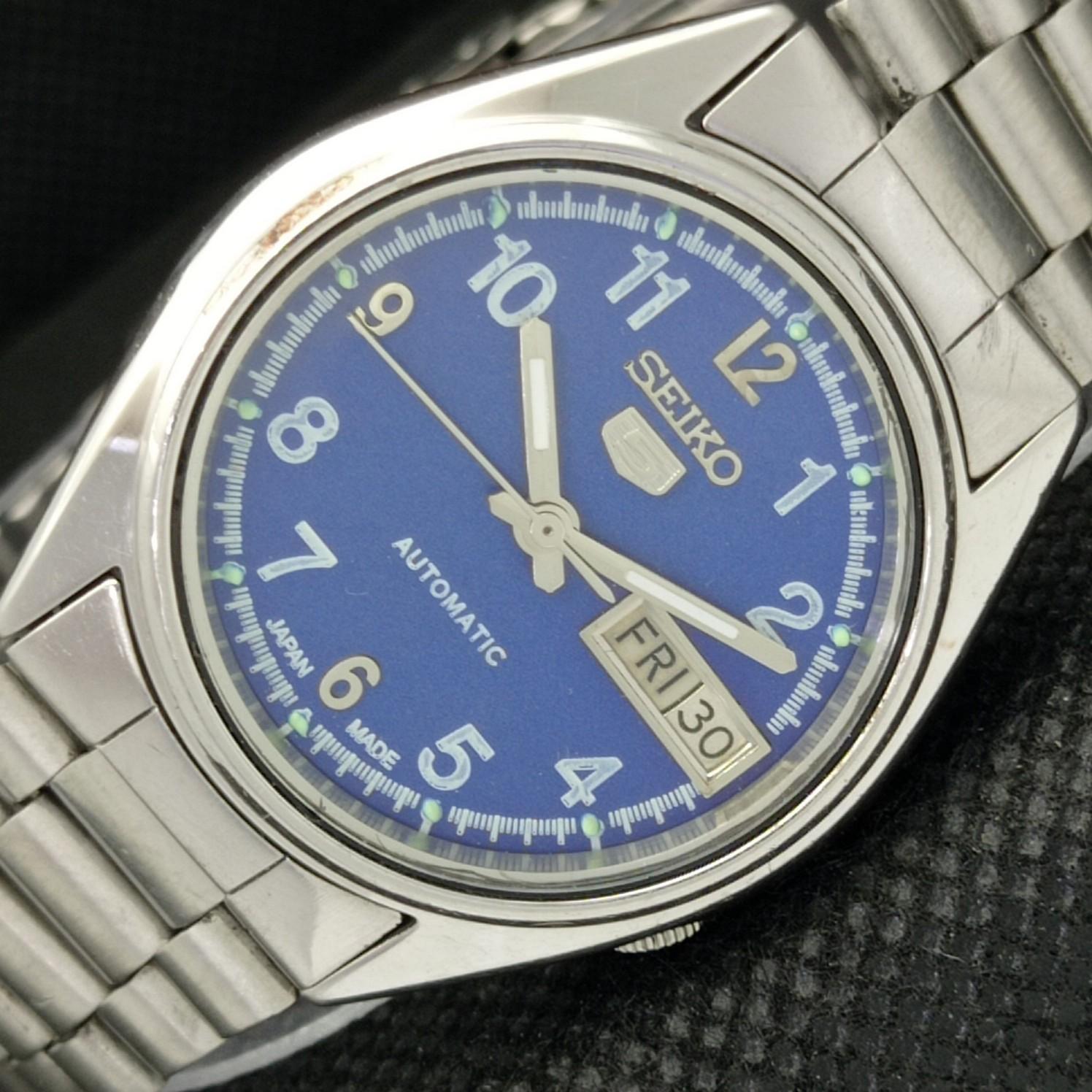 USED VINTAGE SEIKO 5 AUTOMATIC 7009A JAPAN MENS D/D BLUE WATCH 608a-a315049-2 SKU608a-a315049
USED VINTAGE SEIKO 5 AUTOMATIC 7009A JAPAN MENS D/D BLUE WATCH 608a-a315049-2 SKU608a-a315049