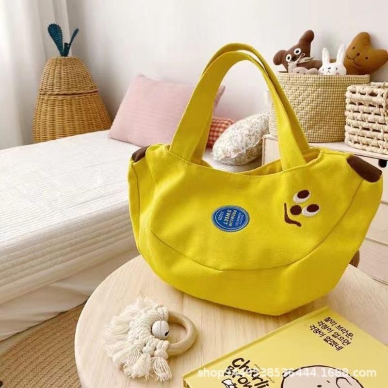1PC new cute cartoon embroidered canvas bag office worker handbag going out Bao Ma going out handbag sundries bag
1PC new cute cartoon embroidered canvas bag office worker handbag going out Bao Ma going out handbag sundries bag