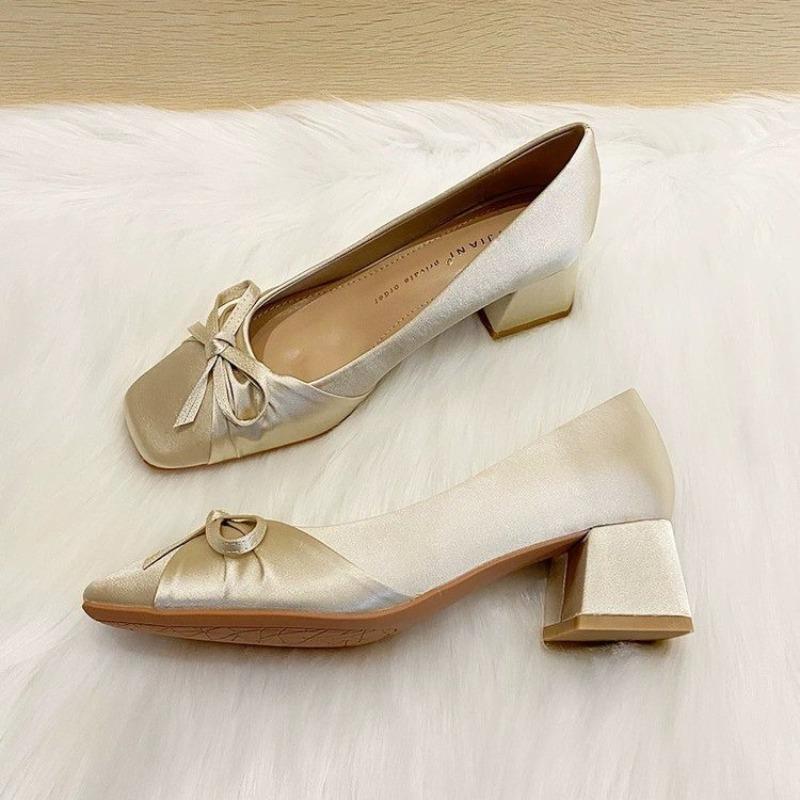 French Temperament Bow Satin High Heels Women s 2026 Autumn New Block Heel Square Toe Shallow Mouth Non-slip Shoes 35 бежевый
French Temperament Bow Satin High Heels Women s 2026 Autumn New Block Heel Square Toe Shallow Mouth Non-slip Shoes 35 бежевый