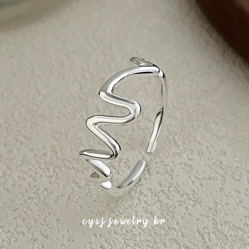Cuiyan Shijie S925 Silver Korean Irregular Wave Geometric Women s Ring Adjustable Open Size
Cuiyan Shijie S925 Silver Korean Irregular Wave Geometric Women s Ring Adjustable Open Size