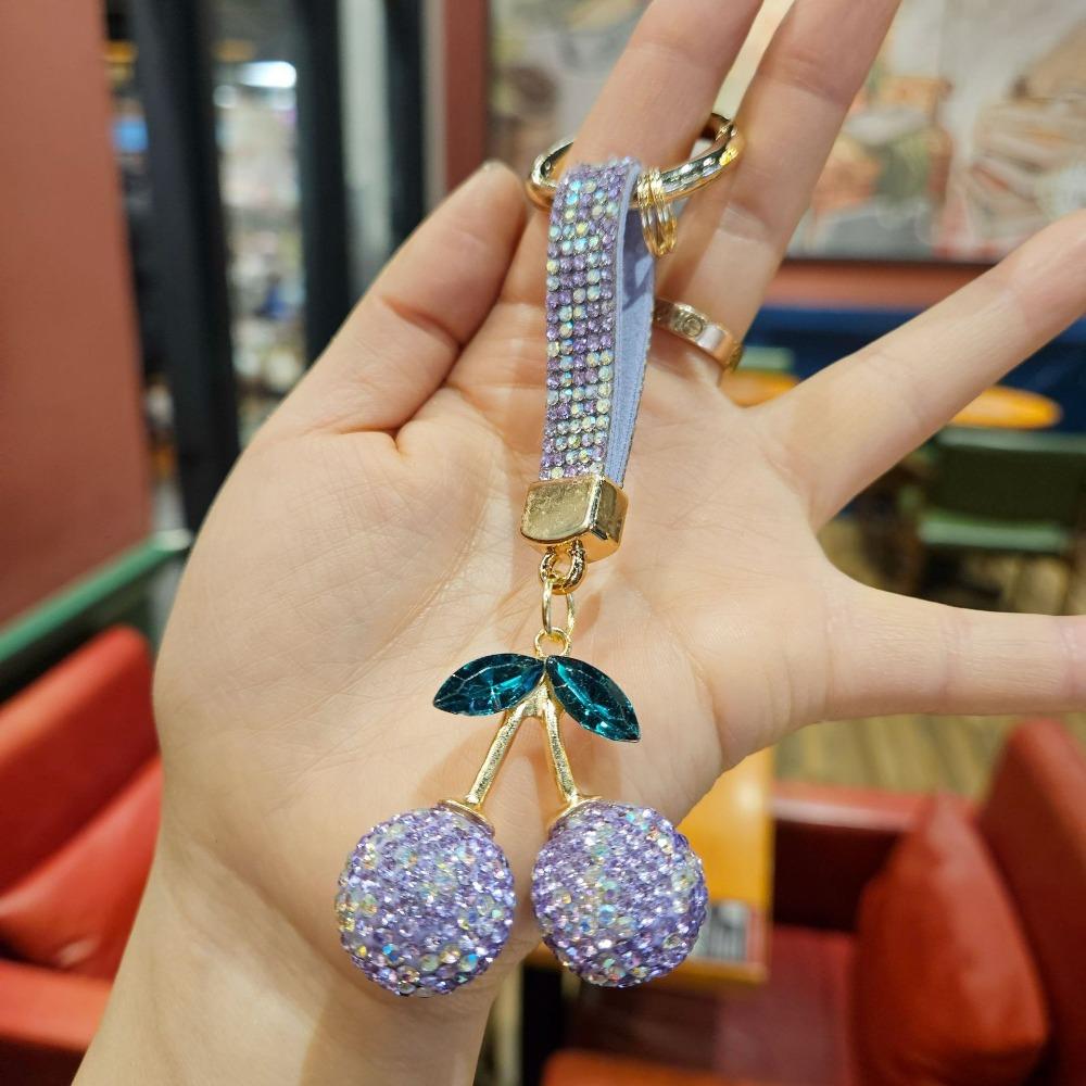 Blingbling Full Rhinestones Cherry Keychain High-end Bag Charm Rhinestone Car Keyring Women синий
Blingbling Full Rhinestones Cherry Keychain High-end Bag Charm Rhinestone Car Keyring Women синий