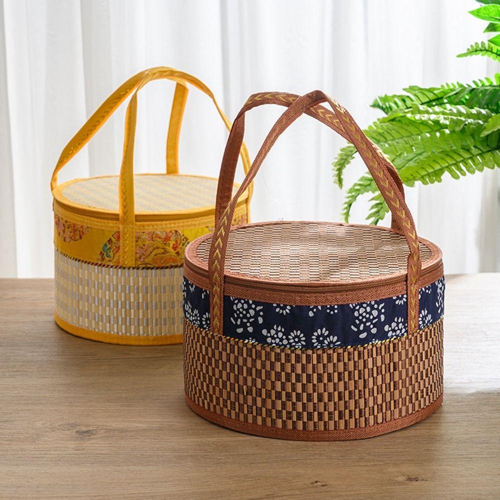 Handheld Foldable Bamboo Basket Hand Woven Dessert Food Bag Portable Bamboo Egg Basket Gift коричневий
Handheld Foldable Bamboo Basket Hand Woven Dessert Food Bag Portable Bamboo Egg Basket Gift коричневий