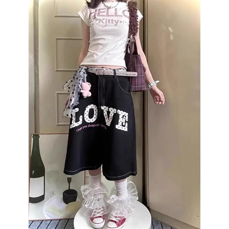 Women s Sweet Black Denim LOVE Print High Waist Wide Leg Shorts L
Women s Sweet Black Denim LOVE Print High Waist Wide Leg Shorts L