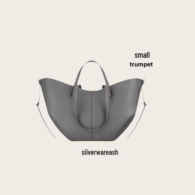 Большая сумка-тоут на одно плечо Boling en Small
Большая сумка-тоут на одно плечо Boling en Small