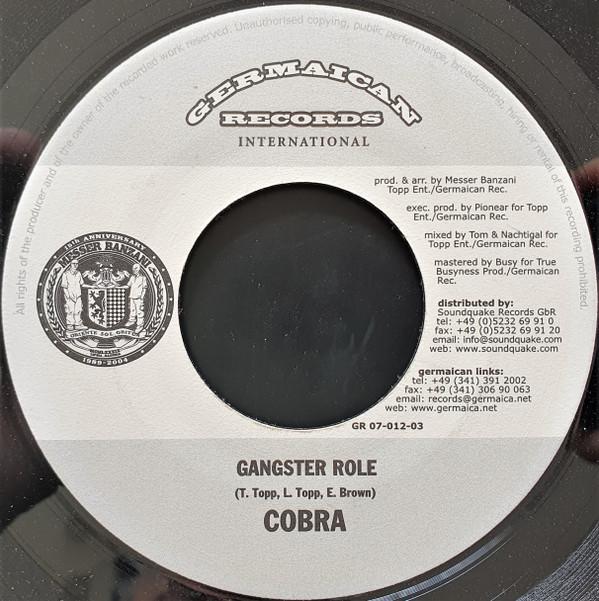 7inch Record MAD COBRA / ILL INSPECTA & BOBBY BU - Gangster Role / All A Di Gal Dem GR0701203 Germaican Recor Germany Reggae, Ska & Dub Used
7inch Record MAD COBRA / ILL INSPECTA & BOBBY BU - Gangster Role / All A Di Gal Dem GR0701203 Germaican Recor Germany Reggae, Ska & Dub Used