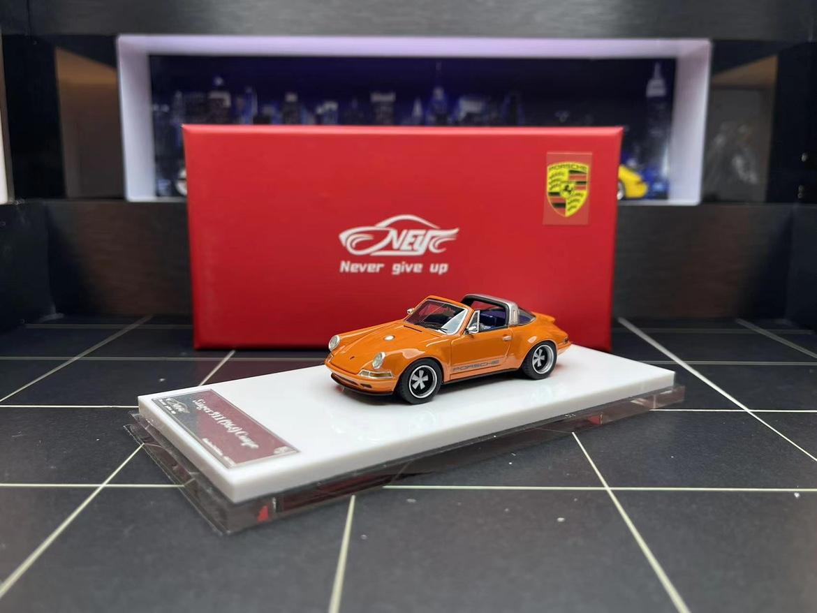 Diecast NEY 1:64 Scale Limited Edition Porsche 911 Singer 964 Coupe Resin Car Model Collectible Gift Souvenir Display Ornament
Diecast NEY 1:64 Scale Limited Edition Porsche 911 Singer 964 Coupe Resin Car Model Collectible Gift Souvenir Display Ornament