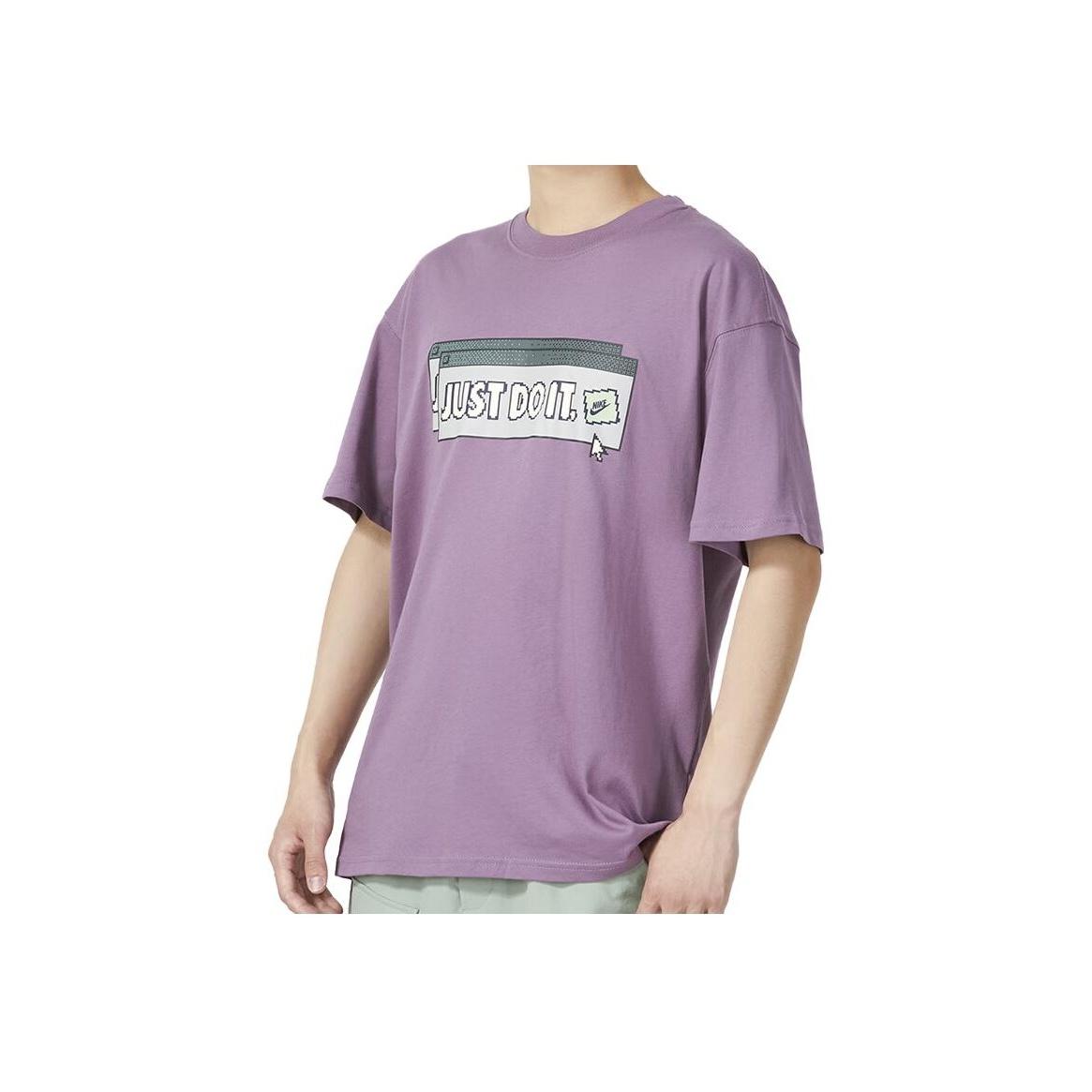 Nike Мужская трикотажная футболка оверсайз с короткими рукавами и принтом алфавита, фиолетовая FD1301-591 L
Nike Мужская трикотажная футболка оверсайз с короткими рукавами и принтом алфавита, фиолетовая FD1301-591 L
