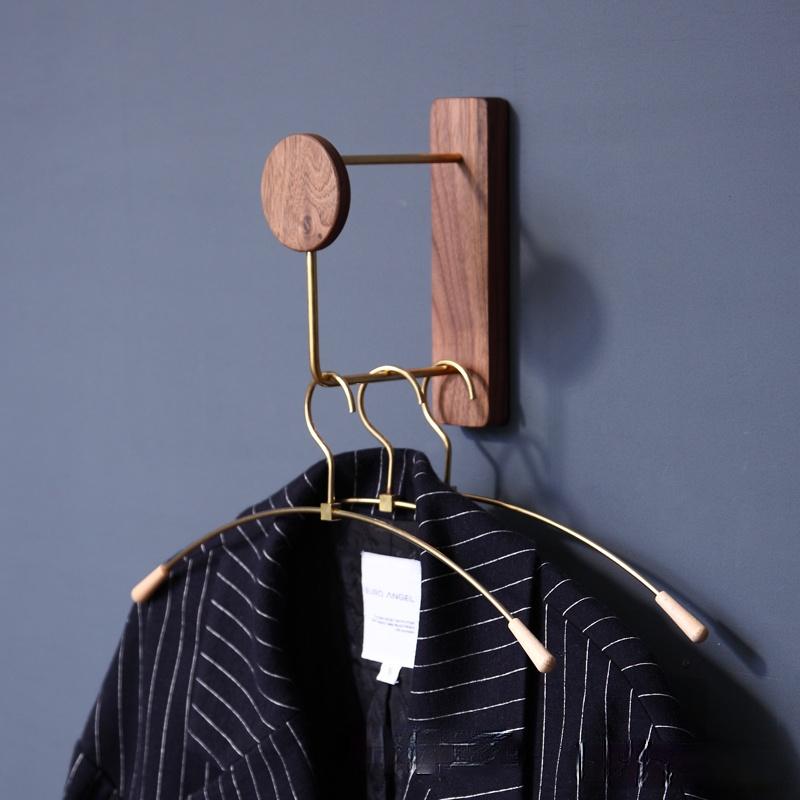 Black Walnut Hanger Wall Hanging Hanger Storage Rack Bedroom Brass Hook Household Simple Storage Rack Hanging Clothes Hook Decor
Black Walnut Hanger Wall Hanging Hanger Storage Rack Bedroom Brass Hook Household Simple Storage Rack Hanging Clothes Hook Decor