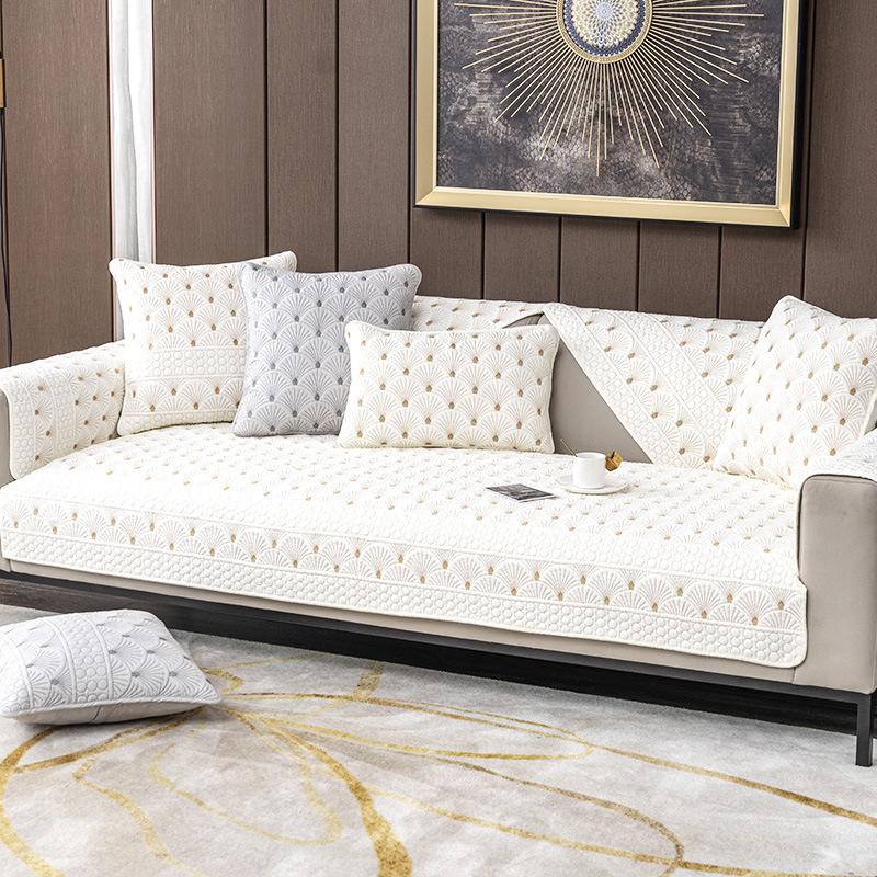 Простая подушка для дивана в скандинавском стиле, универсальные нескользящие подушки для сидений на четыре сезона, кожаный чехол для дивана из цельного дерева, чехол для полотенец 70*70cm
Простая подушка для дивана в скандинавском стиле, универсальные нескользящие подушки для сидений на четыре сезона, кожаный чехол для дивана из цельного дерева, чехол для полотенец 70*70cm