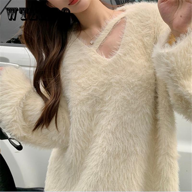 Large Hanging Neck Imitation Mink Fur Sweater for Women In Winter Loose and Thick Mink Fur Medium To Long Knitted Base Sweater One Size
Large Hanging Neck Imitation Mink Fur Sweater for Women In Winter Loose and Thick Mink Fur Medium To Long Knitted Base Sweater One Size