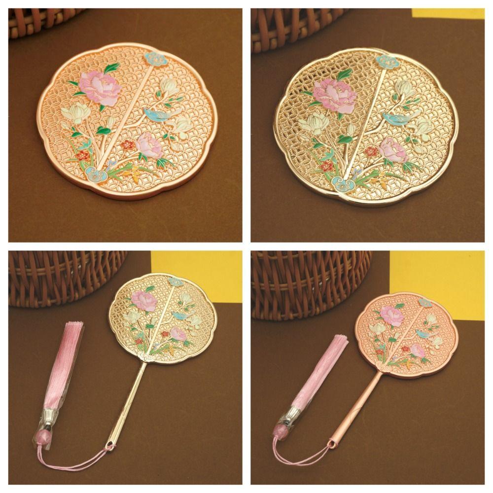 3D Flower Handle Makeup Mirror Exquisite Round Vanity Mirror Portable Chinese Style Mirror Makeup Gold Handle
3D Flower Handle Makeup Mirror Exquisite Round Vanity Mirror Portable Chinese Style Mirror Makeup Gold Handle