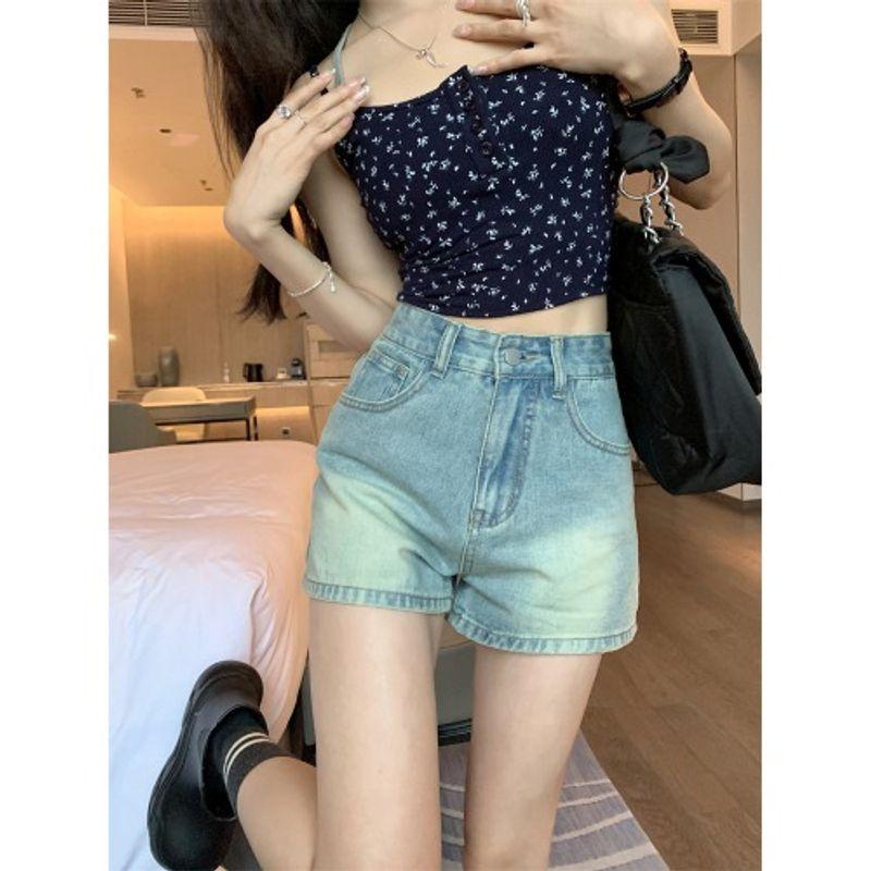 Kumikumi American Style Gyaru Style Blue Washed Jeans Women clothes Summer High Waist Loose Straight Shorts Hot Pants Blue XL
Kumikumi American Style Gyaru Style Blue Washed Jeans Women clothes Summer High Waist Loose Straight Shorts Hot Pants Blue XL