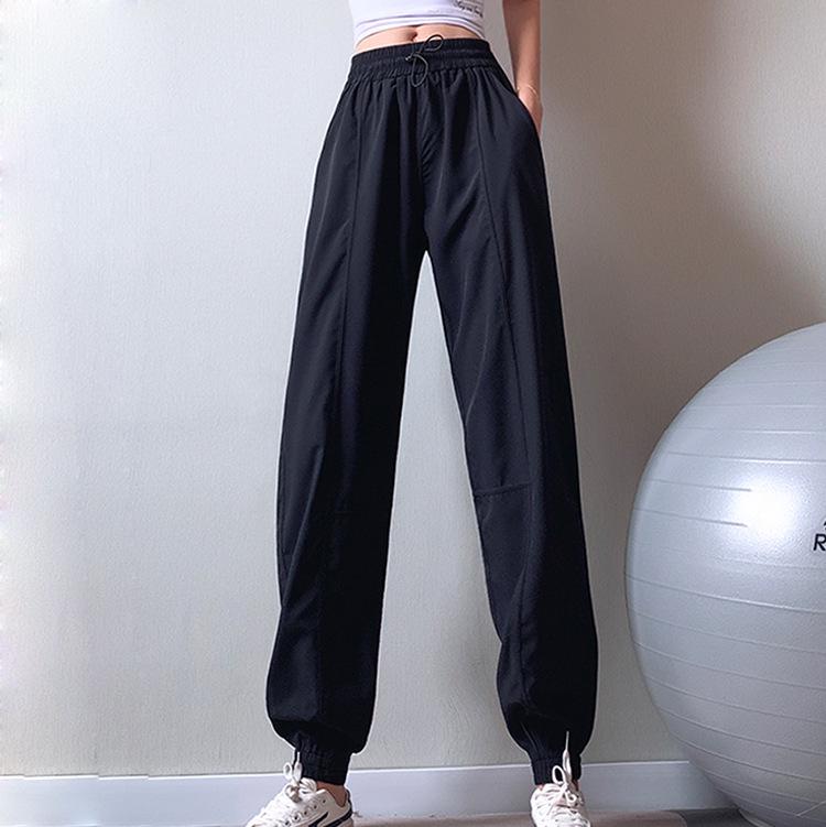 High-Waisted Quick-Dry Women s Joggers - Slim Fit, Lightweight Summer Cargo Pants for Yoga & Outdoor Wear L чёрный
High-Waisted Quick-Dry Women s Joggers - Slim Fit, Lightweight Summer Cargo Pants for Yoga & Outdoor Wear L чёрный