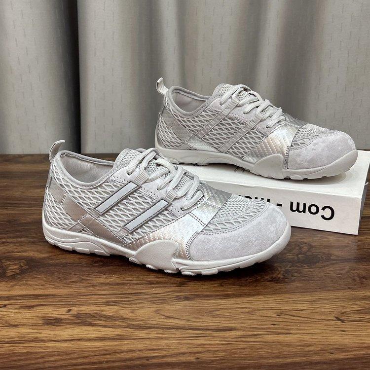 Leather German training shoes women s 2025 new popular shoes women s shoes sports shoes women s summer thin breathable mesh Forrest Gump shoes 40
Leather German training shoes women s 2025 new popular shoes women s shoes sports shoes women s summer thin breathable mesh Forrest Gump shoes 40