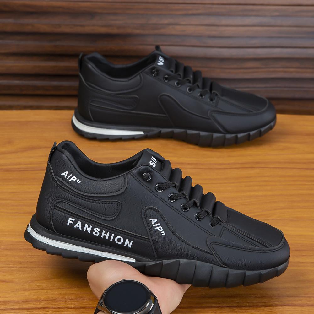 New 2025 spring leather men s shoes casual shoes lightweight non-slip versatile sports shoes fashionable one-pedal tooling shoes 44 синій
New 2025 spring leather men s shoes casual shoes lightweight non-slip versatile sports shoes fashionable one-pedal tooling shoes 44 синій