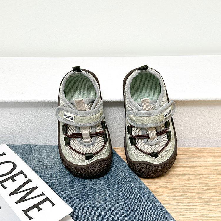 Old rough edge 2025 spring and summer children s canvas shoes boys mesh casual shoes Velcro girls single shoes soft sole 31 yards inner length 19cm коричневый
Old rough edge 2025 spring and summer children s canvas shoes boys mesh casual shoes Velcro girls single shoes soft sole 31 yards inner length 19cm коричневый