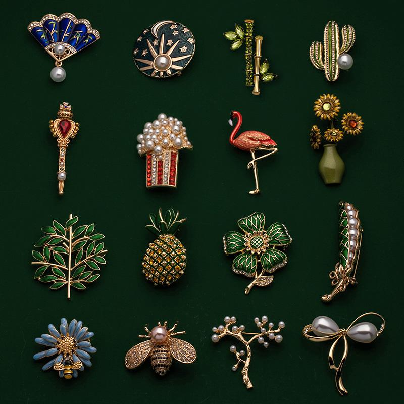 Fashion Animal Plant Lapel Pins Fruits Food Mix Brooches Badges Backpack Cute Pins Party Gifts For Friends Jewelry
Fashion Animal Plant Lapel Pins Fruits Food Mix Brooches Badges Backpack Cute Pins Party Gifts For Friends Jewelry