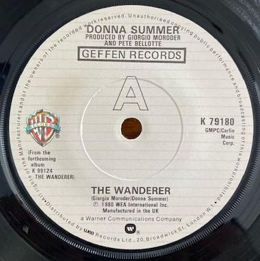 7inch Record DONNA SUMMER Wanderer K79180 GEFFEN UK Dance Electronica Used
7inch Record DONNA SUMMER Wanderer K79180 GEFFEN UK Dance Electronica Used