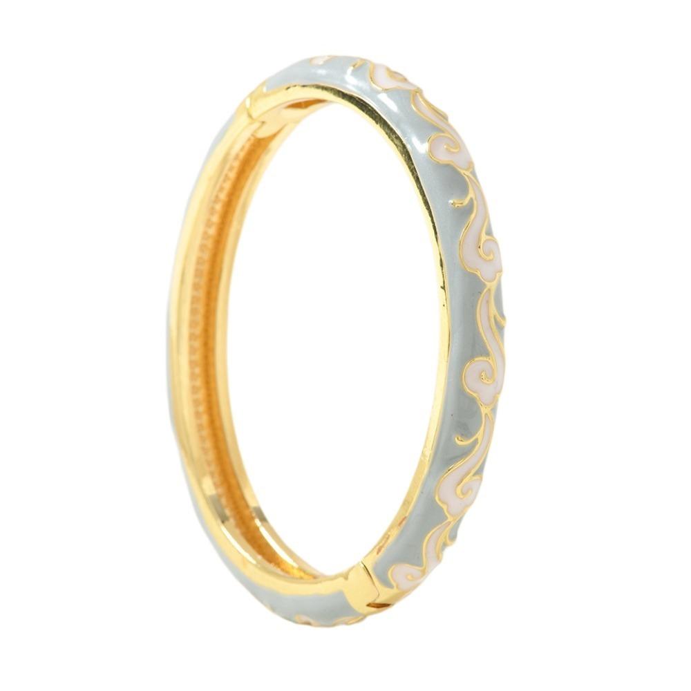 Golden Edge Auspicious Clouds Vintage Cloisonne Bangle Enamel Chinese Chinese Flower Bangle Traditional Classic
Golden Edge Auspicious Clouds Vintage Cloisonne Bangle Enamel Chinese Chinese Flower Bangle Traditional Classic