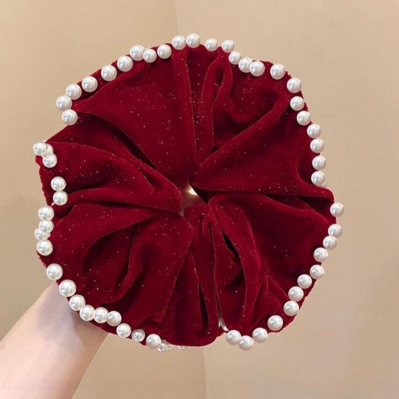 Красная бархатная резинка для волос с жемчугом: Роскошная резинка для волос для женских хвостов и пучков красный
Красная бархатная резинка для волос с жемчугом: Роскошная резинка для волос для женских хвостов и пучков красный