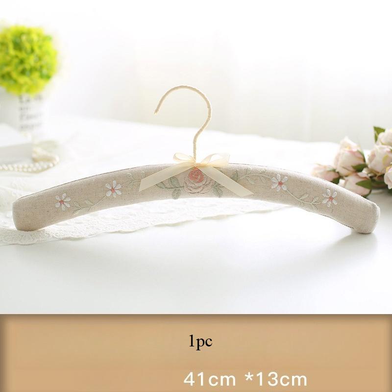 Wrapped Cloth Cotton Hanger Fabric Non-slip and Non-marking Soft Sponge Clothes Support Clothes Hanger for Home Clothing Store
Wrapped Cloth Cotton Hanger Fabric Non-slip and Non-marking Soft Sponge Clothes Support Clothes Hanger for Home Clothing Store