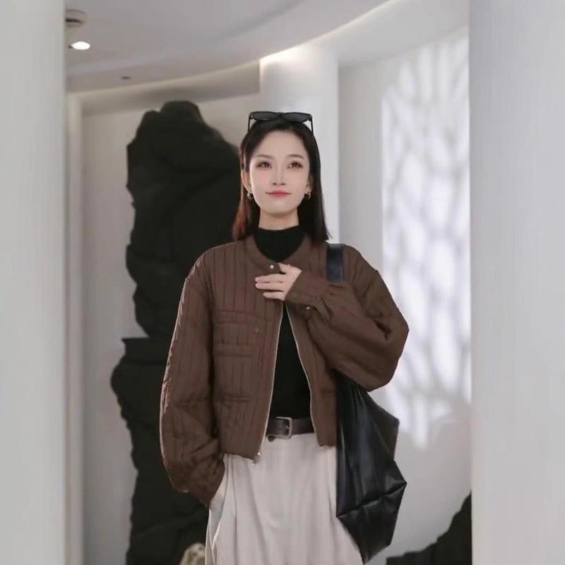2024 Women s Autumn/Winter Striped Cotton-Padded Jacket: Loose, Slimming, Petite Fit Extra Large чёрный
2024 Women s Autumn/Winter Striped Cotton-Padded Jacket: Loose, Slimming, Petite Fit Extra Large чёрный