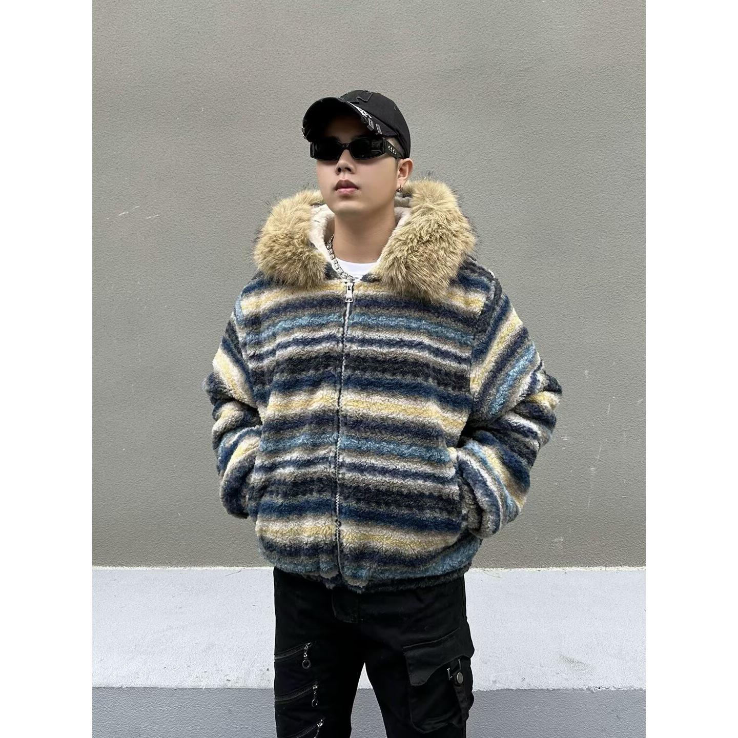 Men s Winter Thick Lambswool Goshawk Hooded Jacket with American Fair Isle Collar 2XL
Men s Winter Thick Lambswool Goshawk Hooded Jacket with American Fair Isle Collar 2XL
