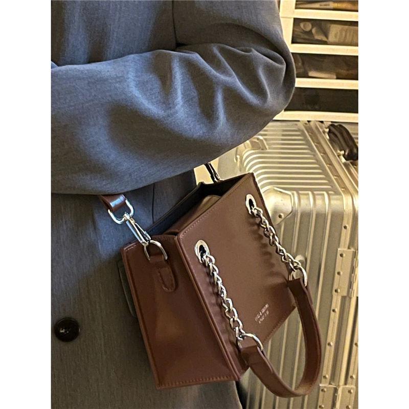 Japanese Style Vintage Handbag Women Leather Square Large Capacity Shoulder Bag Ladies Premium Fashion Casual Crossbody Bag 2025 18x14x8cm коричневый
Japanese Style Vintage Handbag Women Leather Square Large Capacity Shoulder Bag Ladies Premium Fashion Casual Crossbody Bag 2025 18x14x8cm коричневый