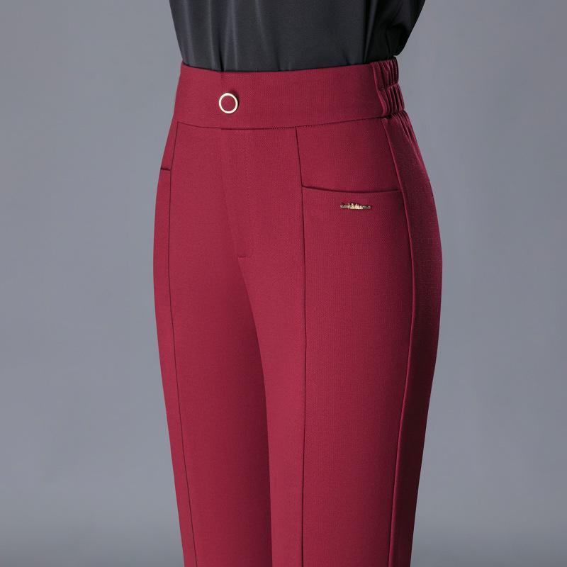 Брюки клеш с разрезом и высокой посадкой для женщин - Весна и осень 2025, стройнящие, драпирующиеся, повседневные Size 28: 95-105 jin красный
Брюки клеш с разрезом и высокой посадкой для женщин - Весна и осень 2025, стройнящие, драпирующиеся, повседневные Size 28: 95-105 jin красный