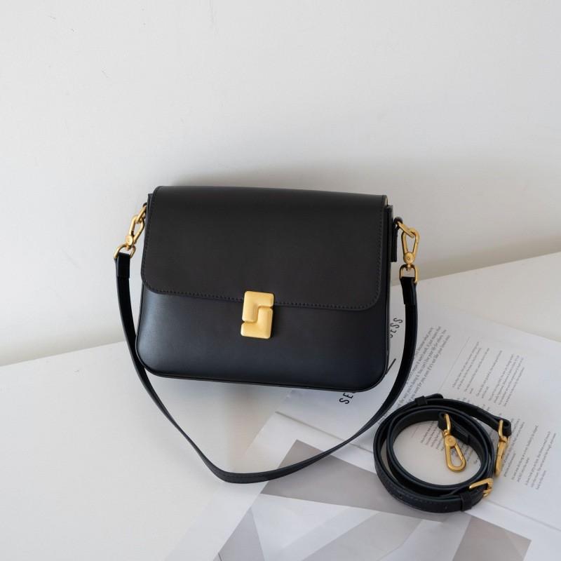 Small Square Bag Genuine Leather Female 2026 Cross-body Women s Commuting One-shoulder Tofu Cowhide
Small Square Bag Genuine Leather Female 2026 Cross-body Women s Commuting One-shoulder Tofu Cowhide