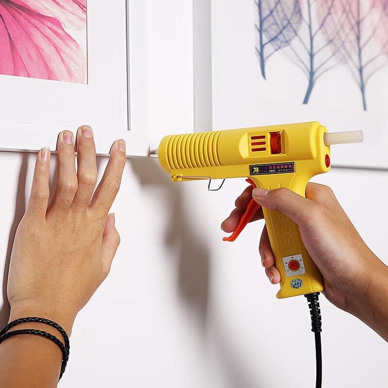 60W Electric Hot Melt Glue Gun CN plug (adapter included)
60W Electric Hot Melt Glue Gun CN plug (adapter included)