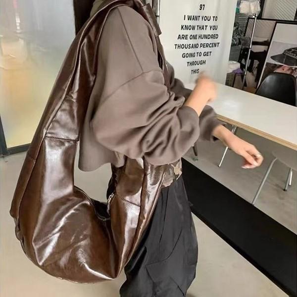 2024 Осень/Зима Высококачественная Универсальная Кожаная Сумка-пельмень - Вместительная Одноплечевая/Сумка через плечо кофейный
2024 Осень/Зима Высококачественная Универсальная Кожаная Сумка-пельмень - Вместительная Одноплечевая/Сумка через плечо кофейный